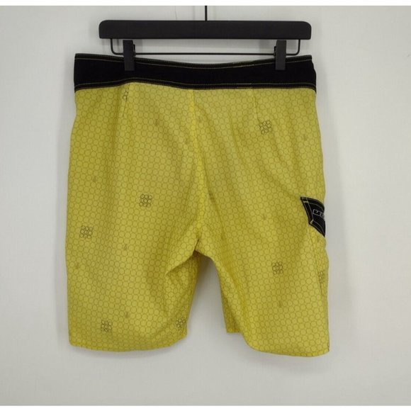 Volcom Bumble Bee Honeycomb Geometric Yellow Surf Skate Board Shorts Mens 32 - Picture 4 of 8